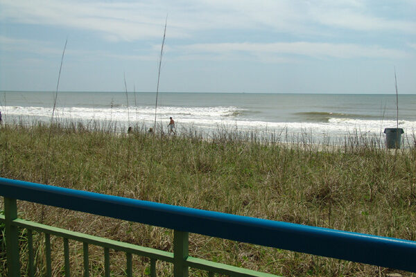 img5a4e55997e01a View from The Oceans condos