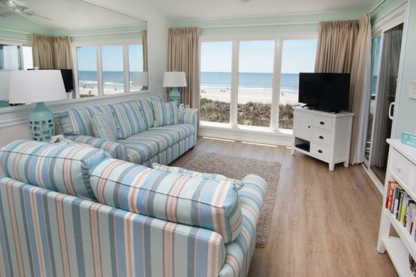 DSC03003 (Copy) DSC03003 (Copy)